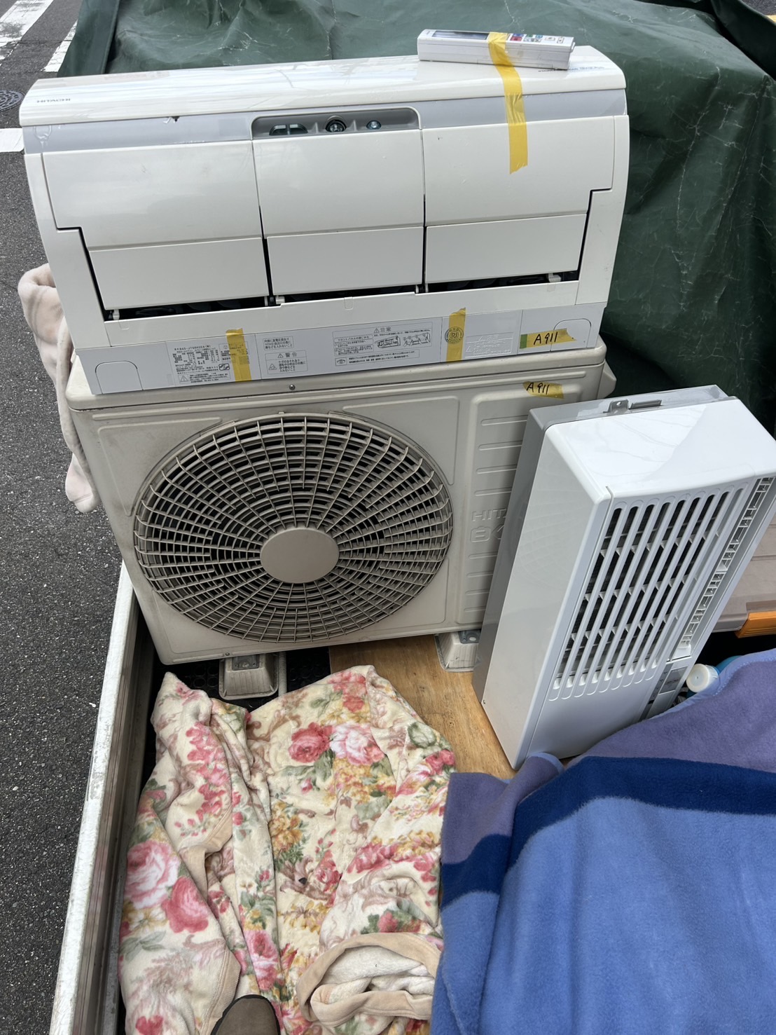 【福山市三之丸町で出張買取】日立ルームエアコン&ハイアールウィンドエアコン(2018年製)を買取しました!