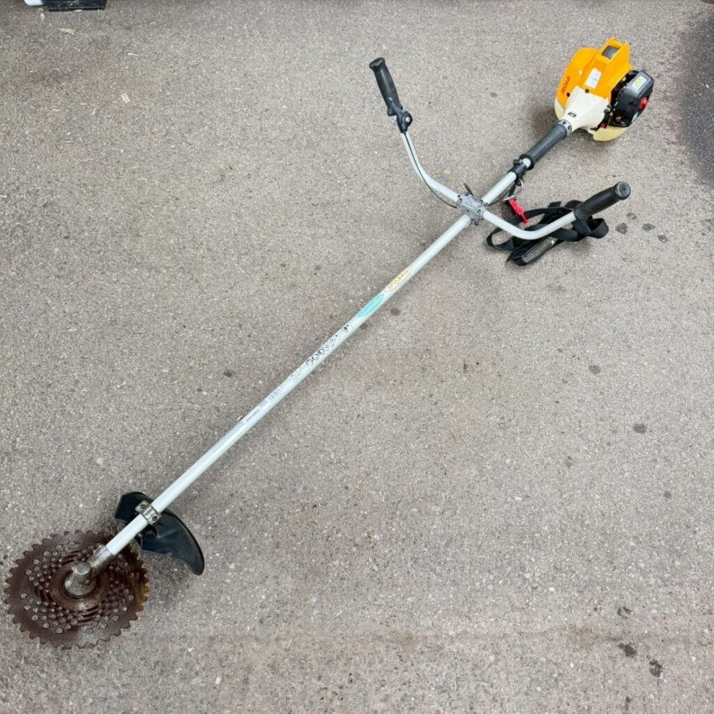 福山市新市町の生前整理で出張買取したRYOBI EKK-2350草刈り機