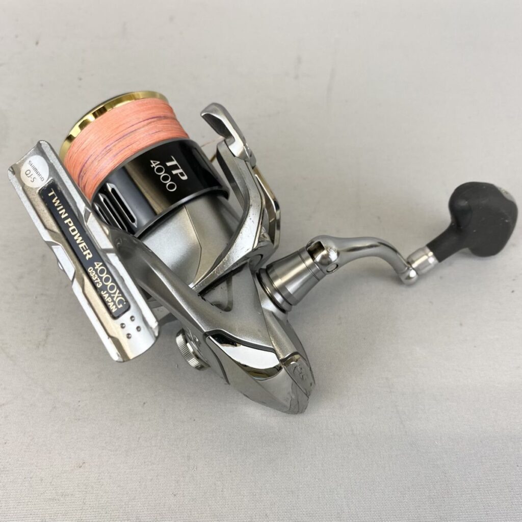 福山市鞆町の生前整理で買取したSHIMANOのスピニングリール